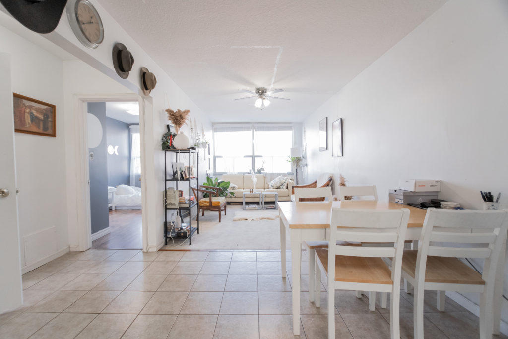 213 Lakeshore Road East #3 - Living Room + Dining