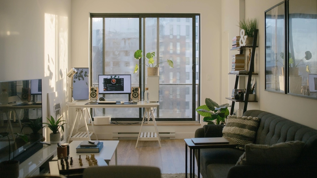 An image of a small condo in Toronto where the current owners are looking to sell their home for top dollar.