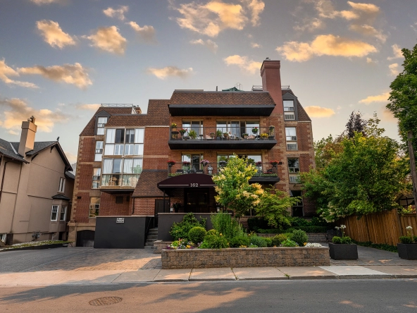 Exterior image of 162 Reynolds Street located in Oakville, Ontario, Canada taken during the summer of June 2023 during sunset