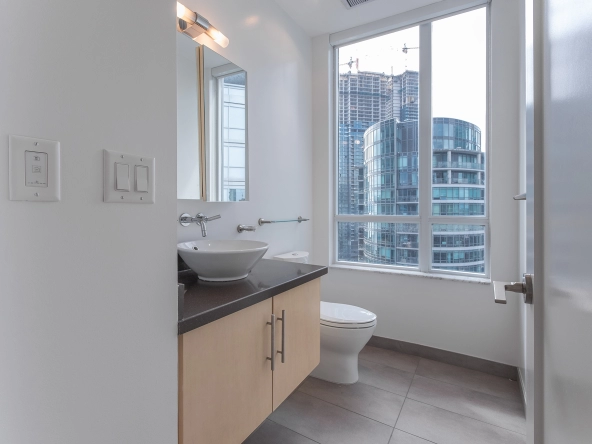 20 Blue Jays Way PH2 - 2 Piece Bathroom