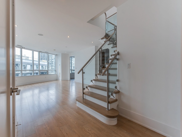 20 Blue Jays Way PH2 - Staircase
