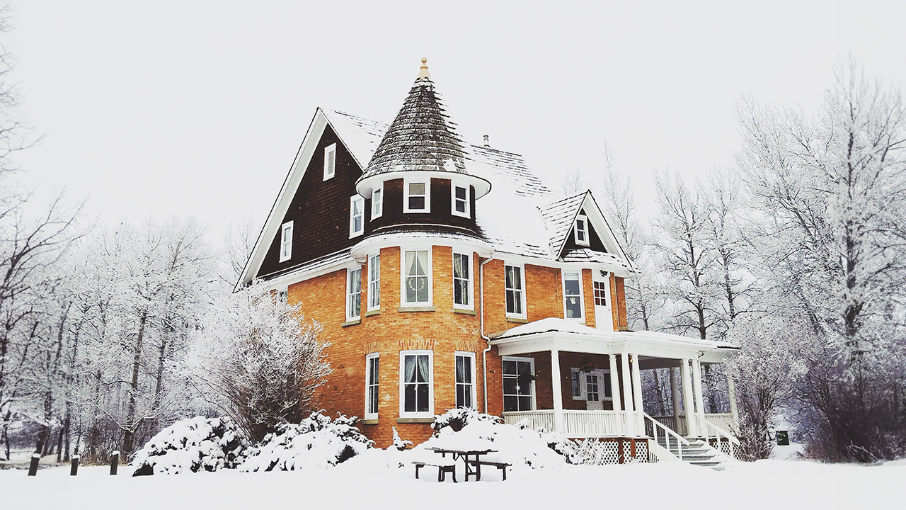 An image of a home taken during December which is the worst time to list a rental property for rent.