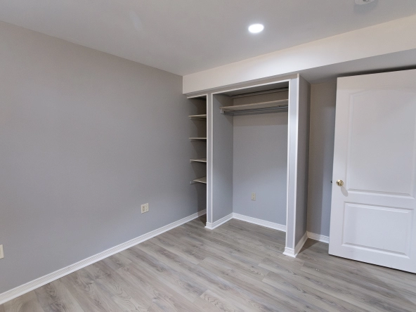 5467 Bimini Court - Basement - second bedroom closet