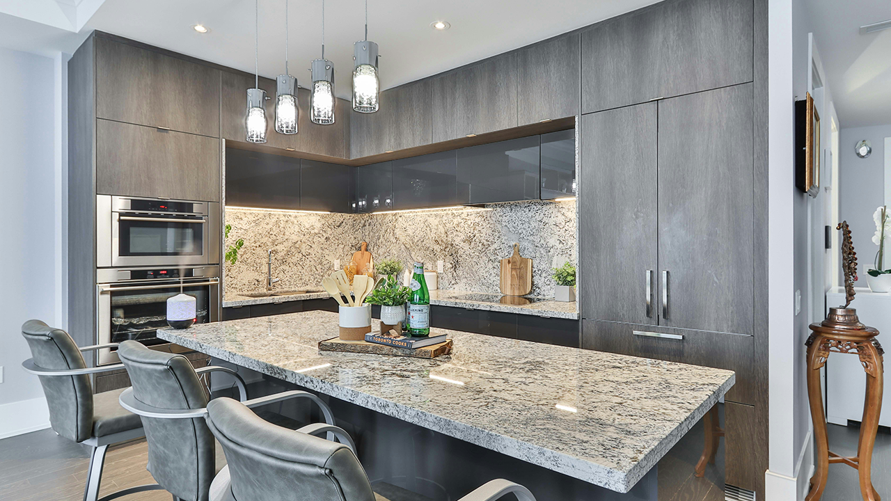 Investing in Toronto Real Estate - an image of condo's kitchen in Toronto