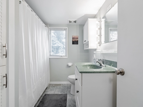 Bathroom image of 1510 Applewood Road located in Applewood of Mississauga.