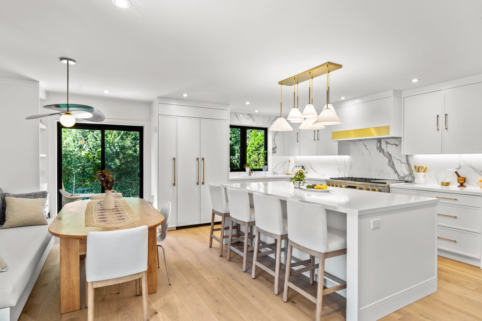 Dining and Kitchen of 17 Cabot Court
