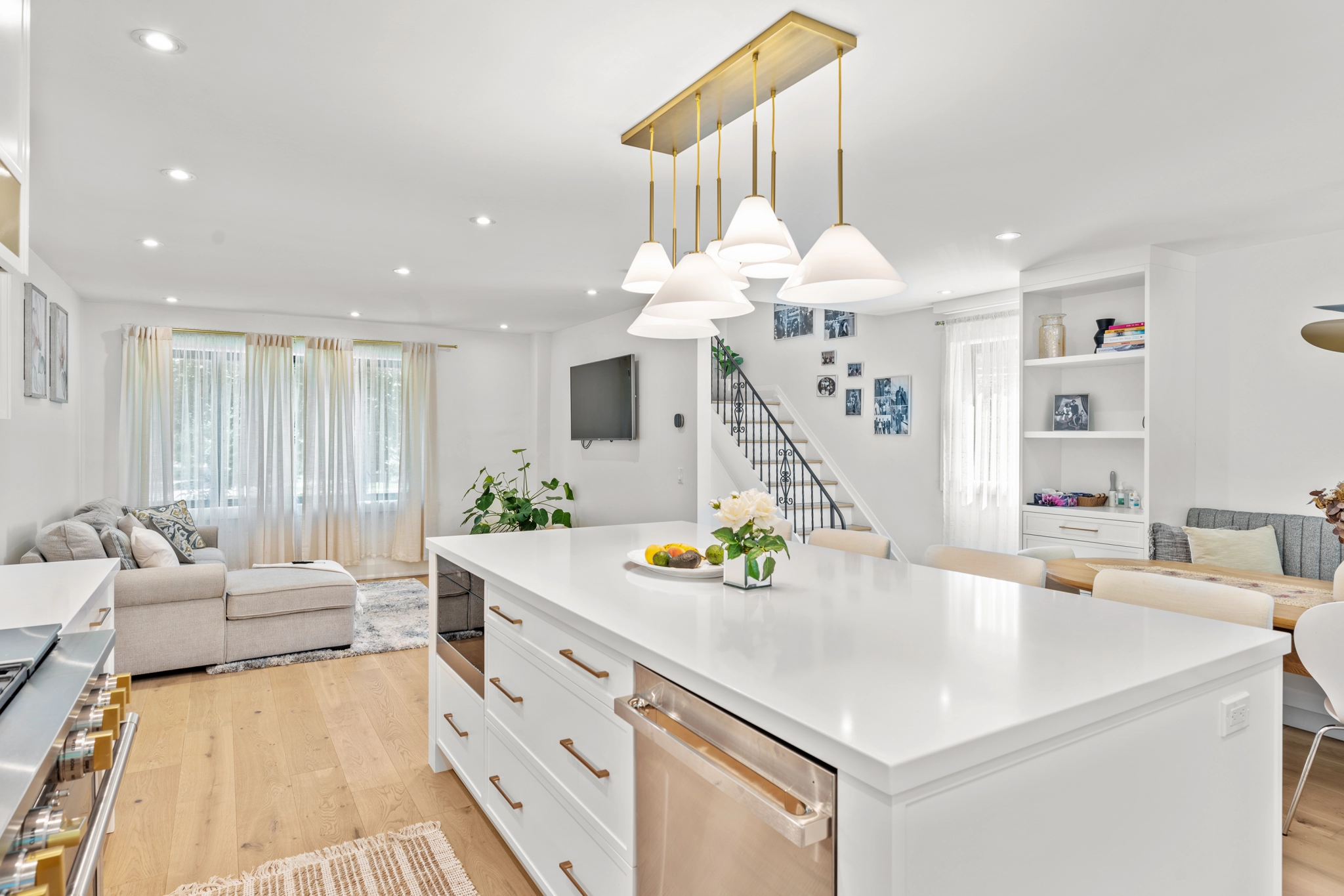 Kitchen of 17 Cabot Court
