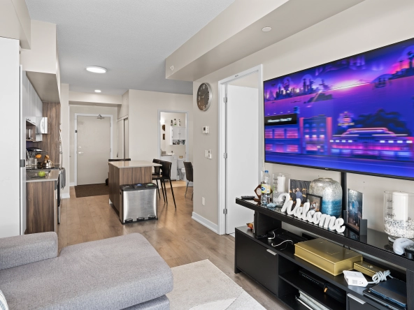 Living room of 1117 Cooke Boulevard unit A107 located in the LaSalle neighbourhood of Burlington, Ontario, Canada. The unit is available for lease by Burlington rental agent, Marco Pedri.