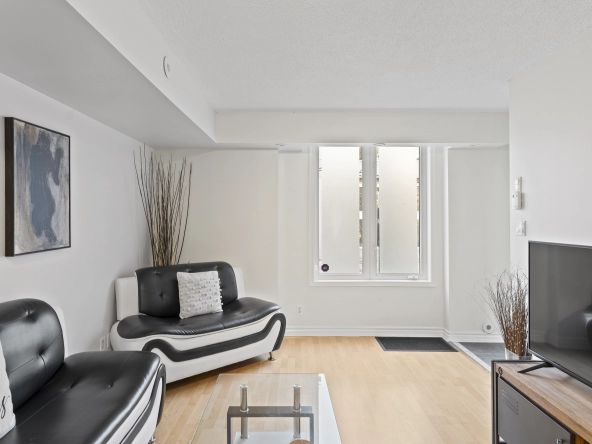 Living room of 96 Strachan Avenue located in the neighbourhood of Liberty Village in Toronto, Ontario currently listed for lease by Liberty Village real estate agent Marco Pedri.