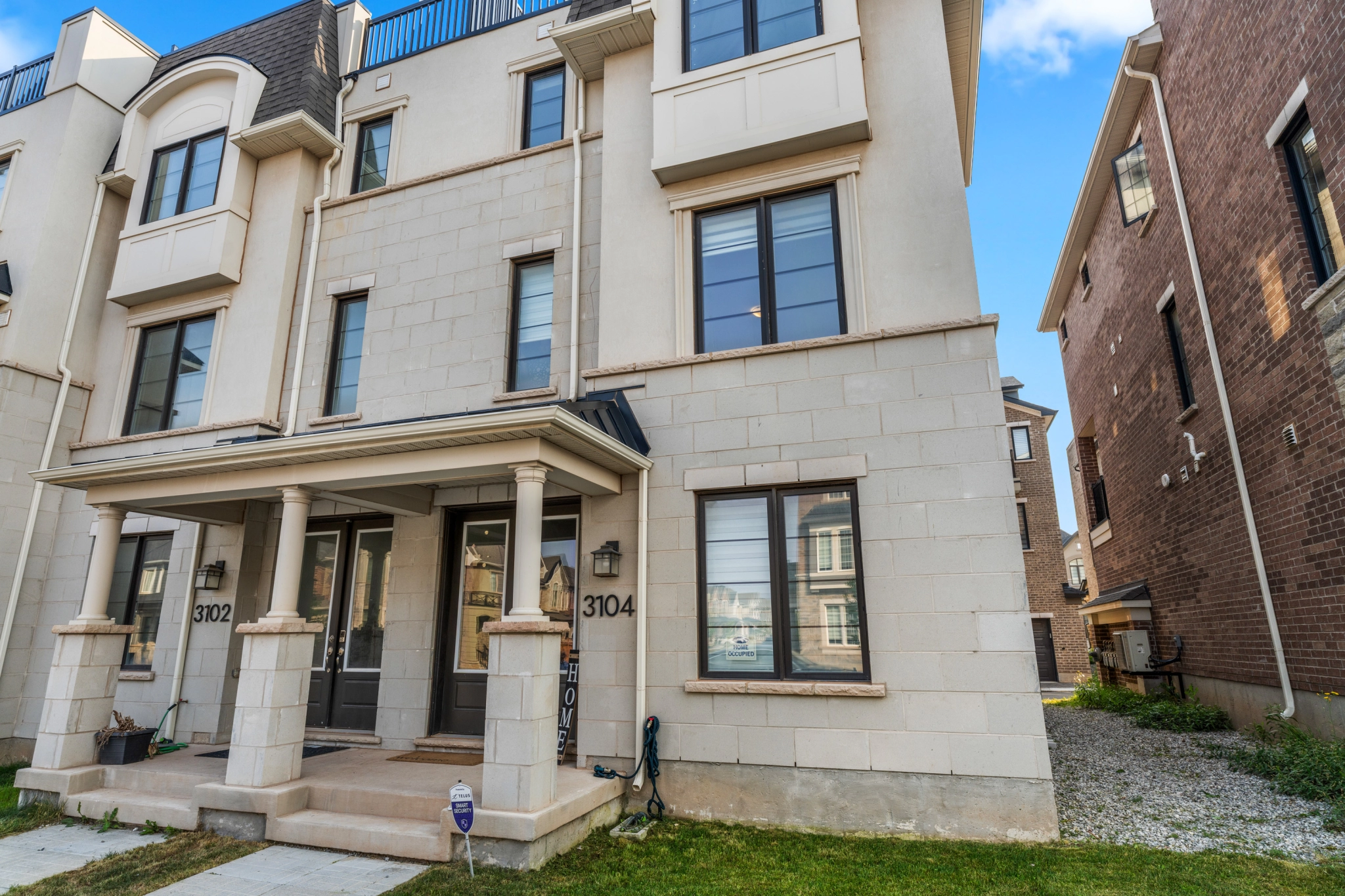 Exterior image of 3104 William Cutmore Bouelvard, a Mattamy Homes built home which is listed for lease by Oakville rental agent Marco Pedri.