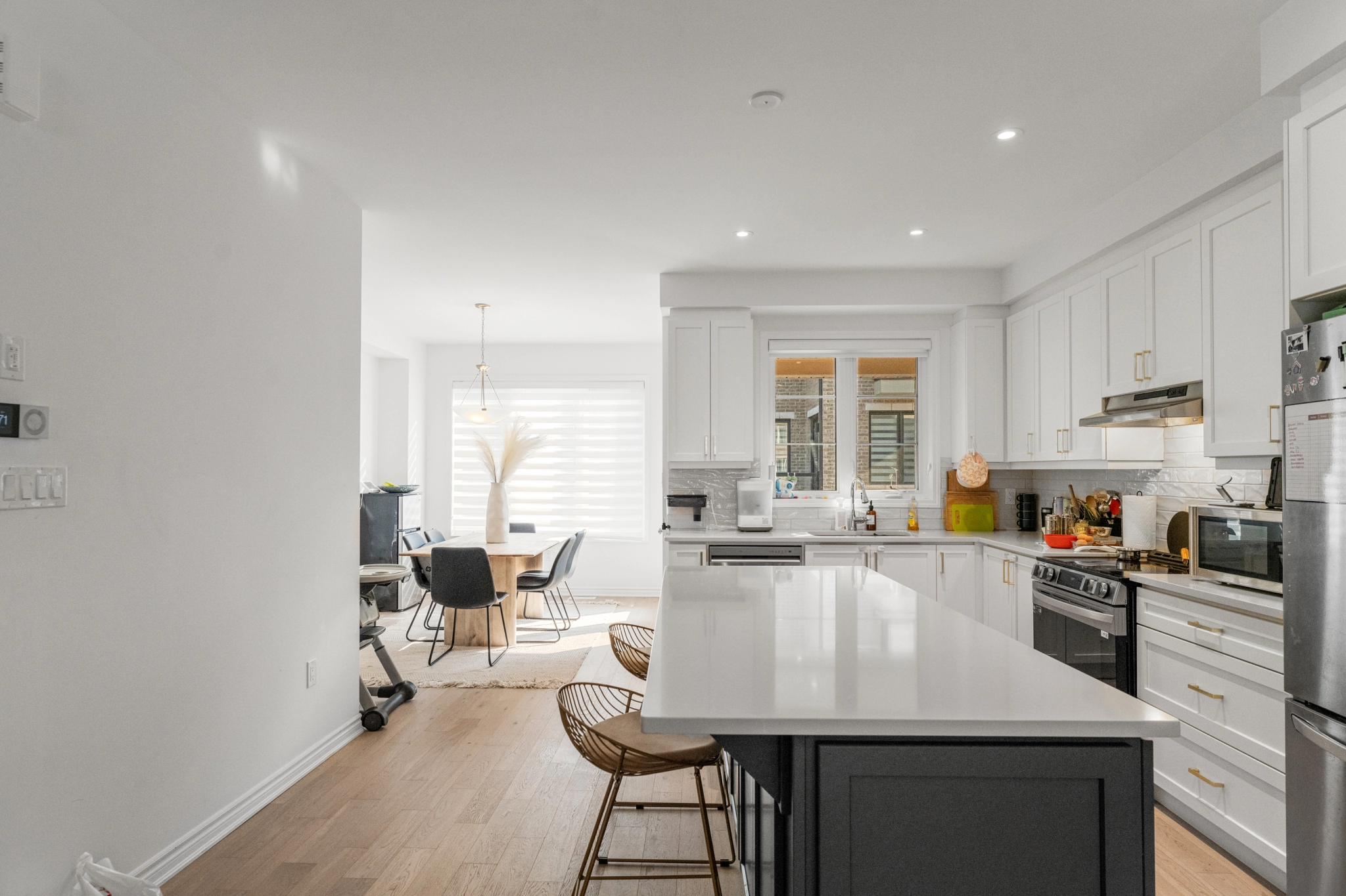 Kitchen located at 3104 William Cutmore Boulevard in Oakville, Ontario listed for lease by Oakville rental agent Marco Pedri.