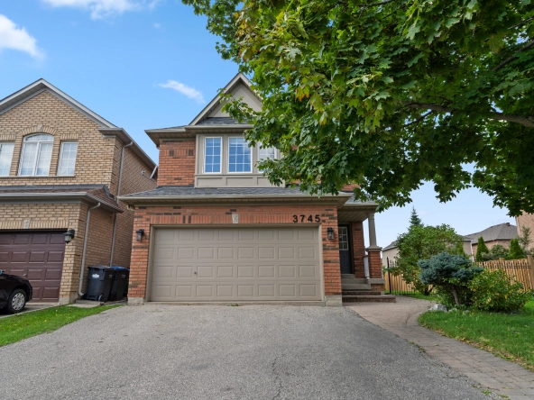 Exterior image of 3745 Windhaven Drive located in Mississauga which is offered for lease in Mississauga by Mississauga rental agent Marco Pedri - Broker with Shoreline Realty Corp., Brokerage.